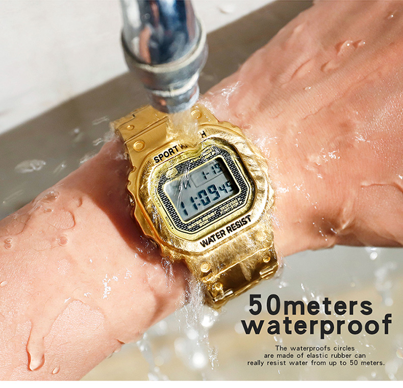 50M Water Resistant Design